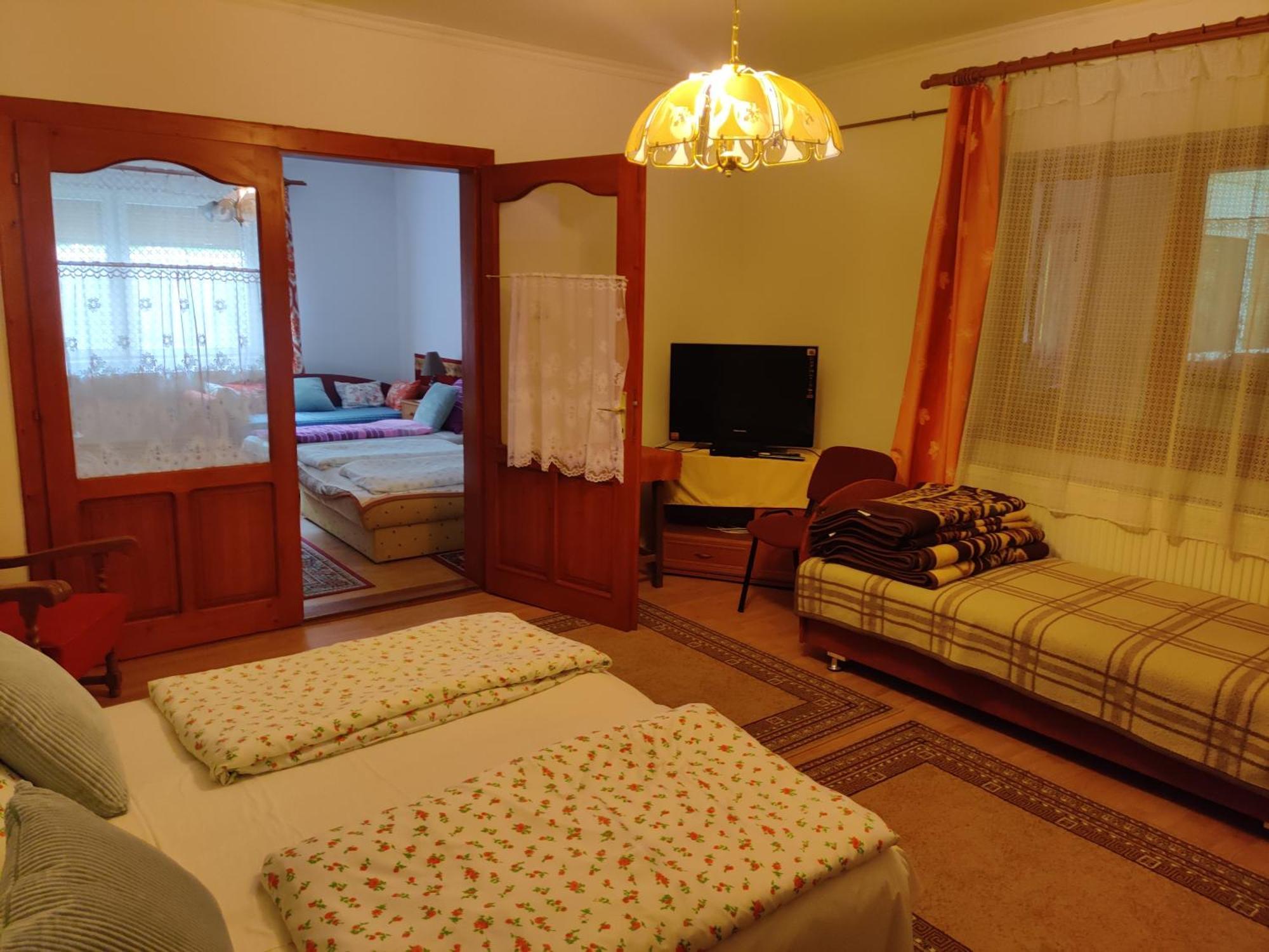 Csukavoelgyi Apartman Visegrád Exteriér fotografie